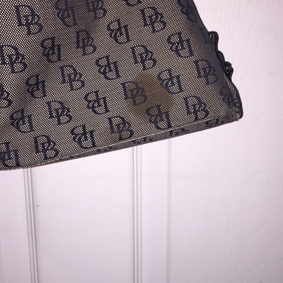 Dooney and Burke purse - Picture 3 of 8